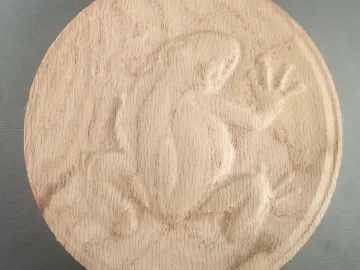 Dished Frog carved by Paul's Pens n Things